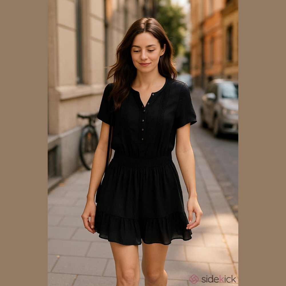 Banana Republic black dress with metal‎ buttons size medium